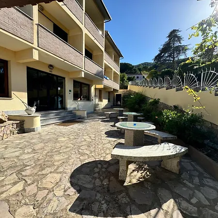 Hotel Fontalleccio