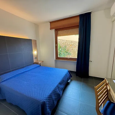 Hotel Fontalleccio 3*